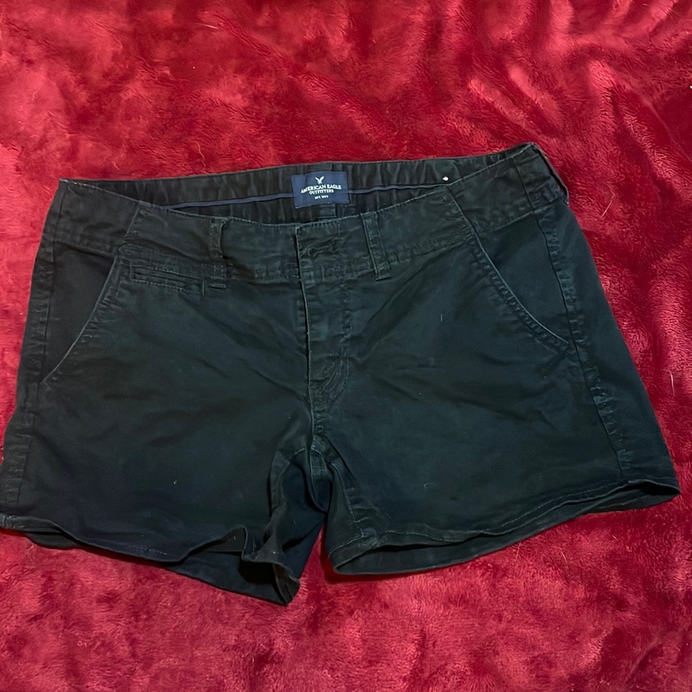 American eagle stretch jean shorts, size 6